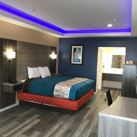 Scottish Inn & Suites Houston Willowbrook מראה חיצוני תמונה