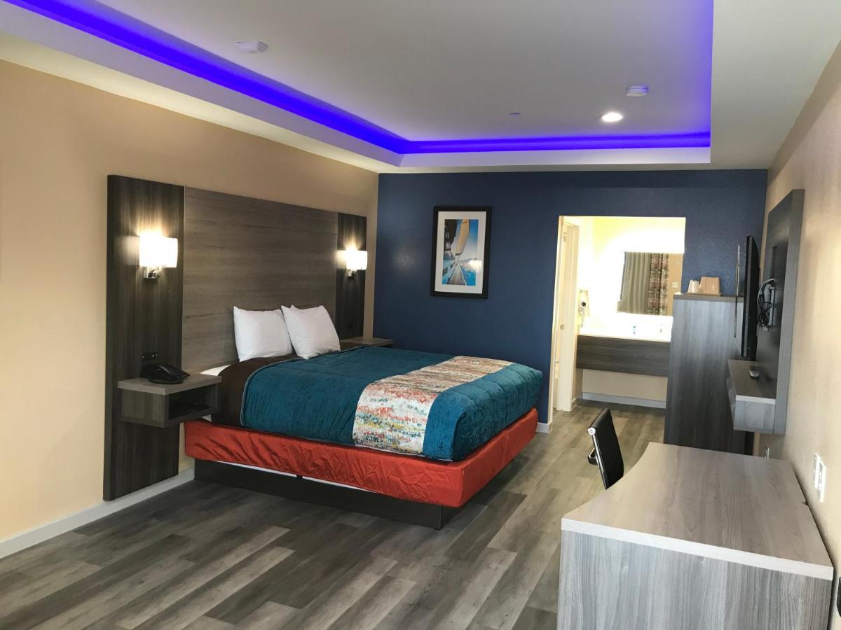 Scottish Inn & Suites Houston Willowbrook מראה חיצוני תמונה